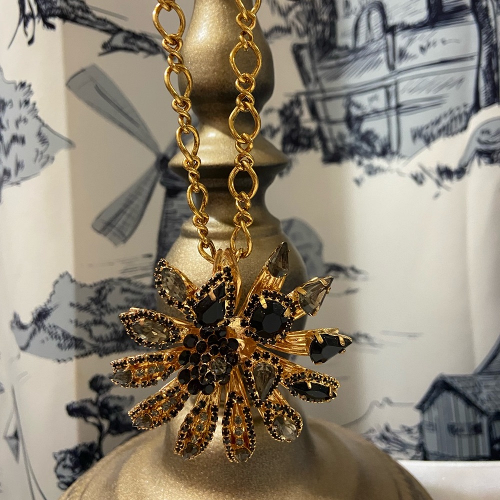 Erickson Beamon Target rhinestone pendant necklace